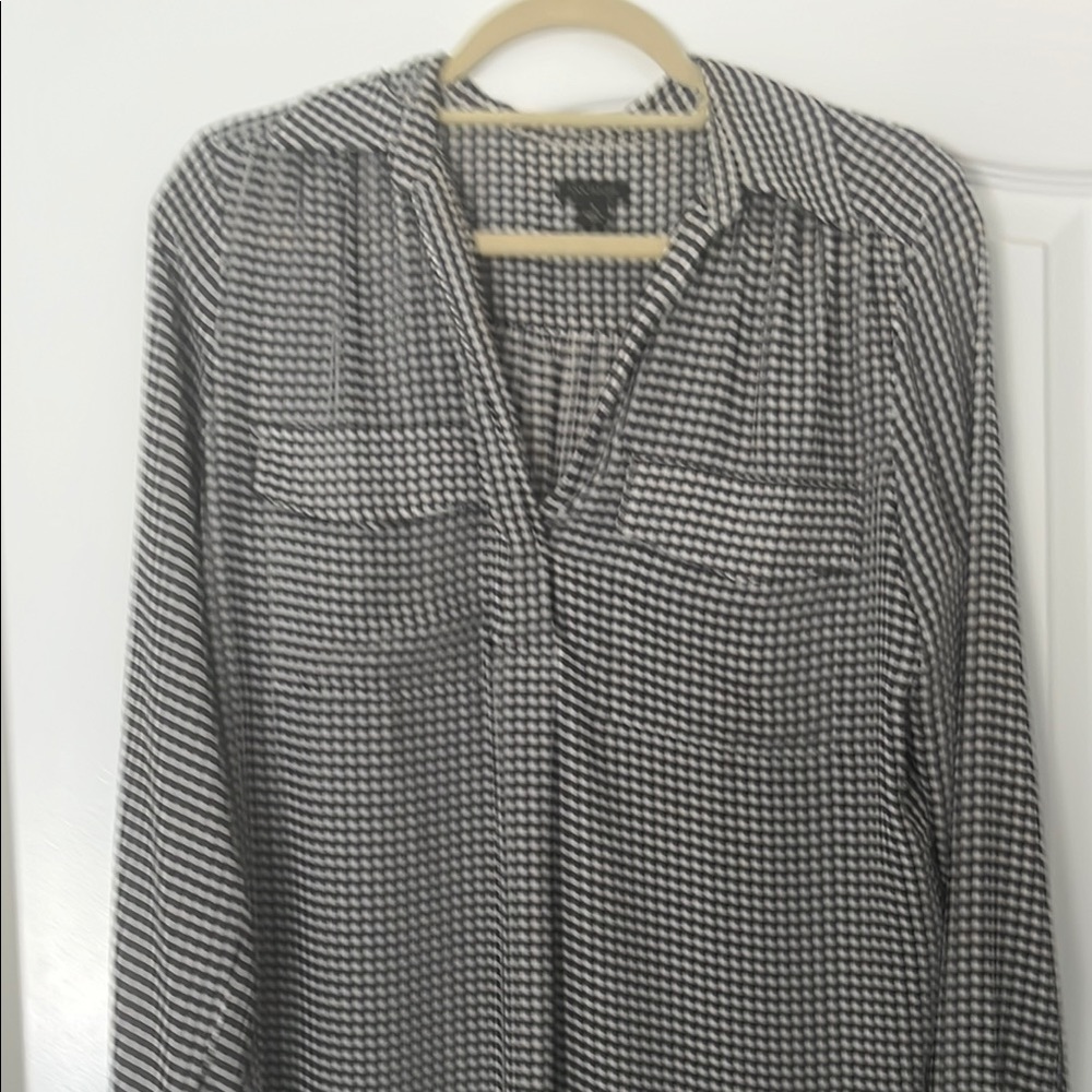 Black and White Houndstooth Women's Top